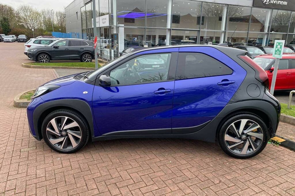 Toyota Aygo X 1.0 Vvt-i Exclusive FN25OKZ Blue #4
