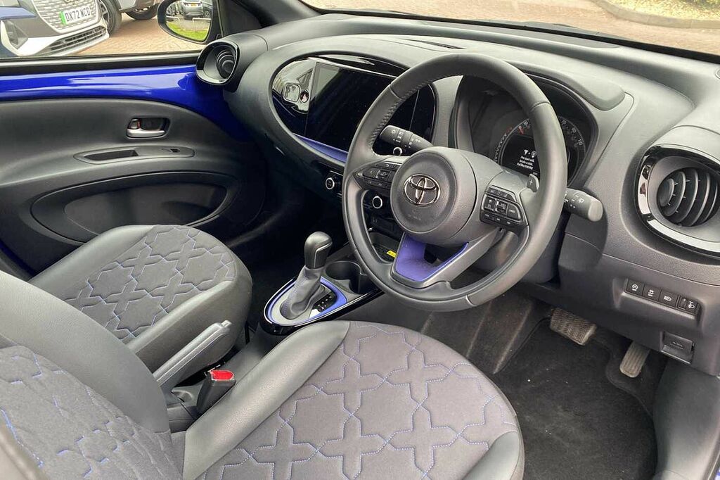 Toyota Aygo X 1.0 Vvt-i Exclusive FN25OKZ Blue #6