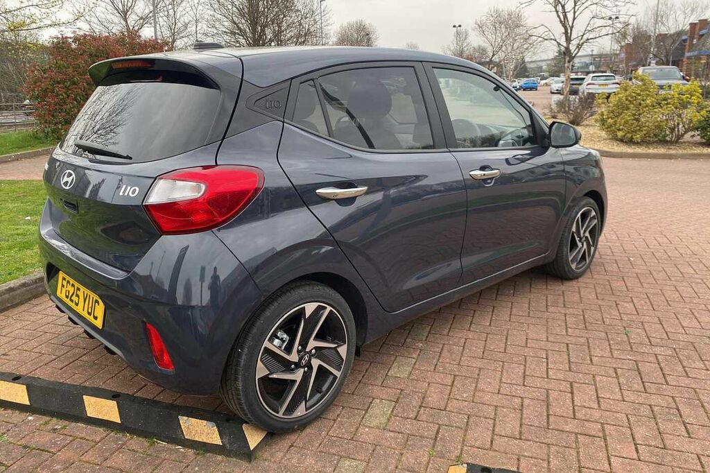 Hyundai I10 1.0 63 Premium Nav Grey #3