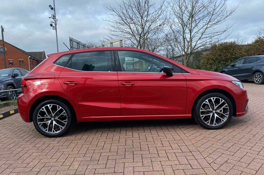 Seat Ibiza 1.0 Tsi 115 Xcellence FV25VPM Red #4
