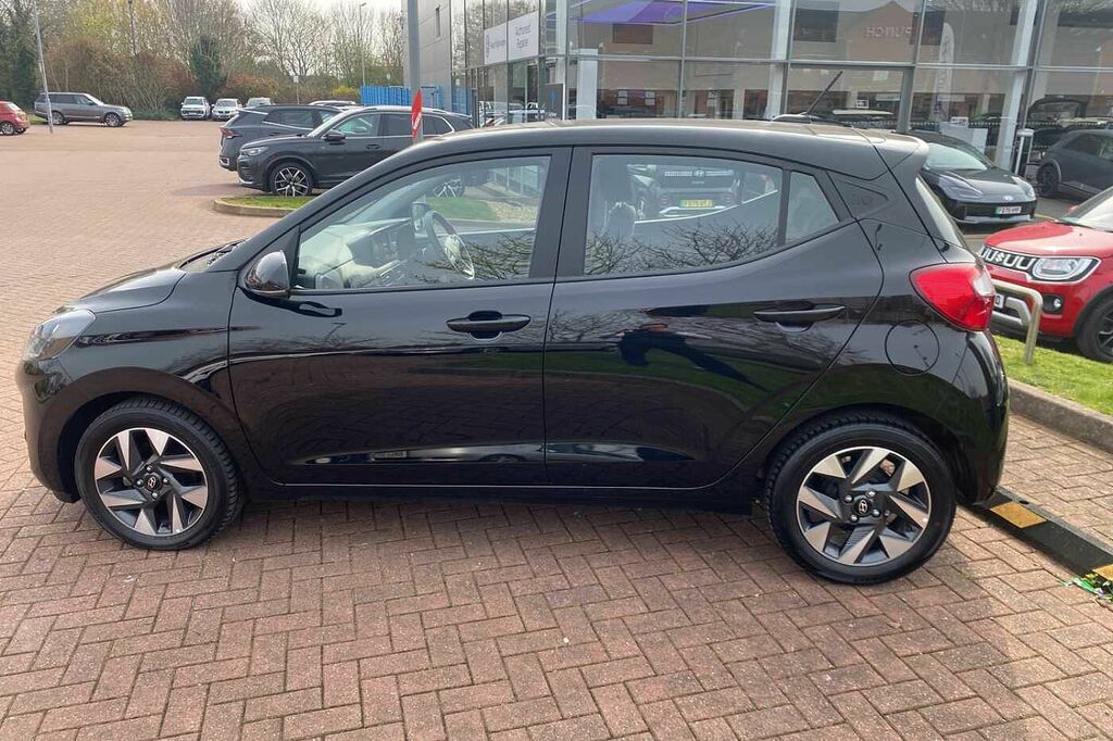 Hyundai I10 1.0 63 Advance Nav FD25PPK Black #5