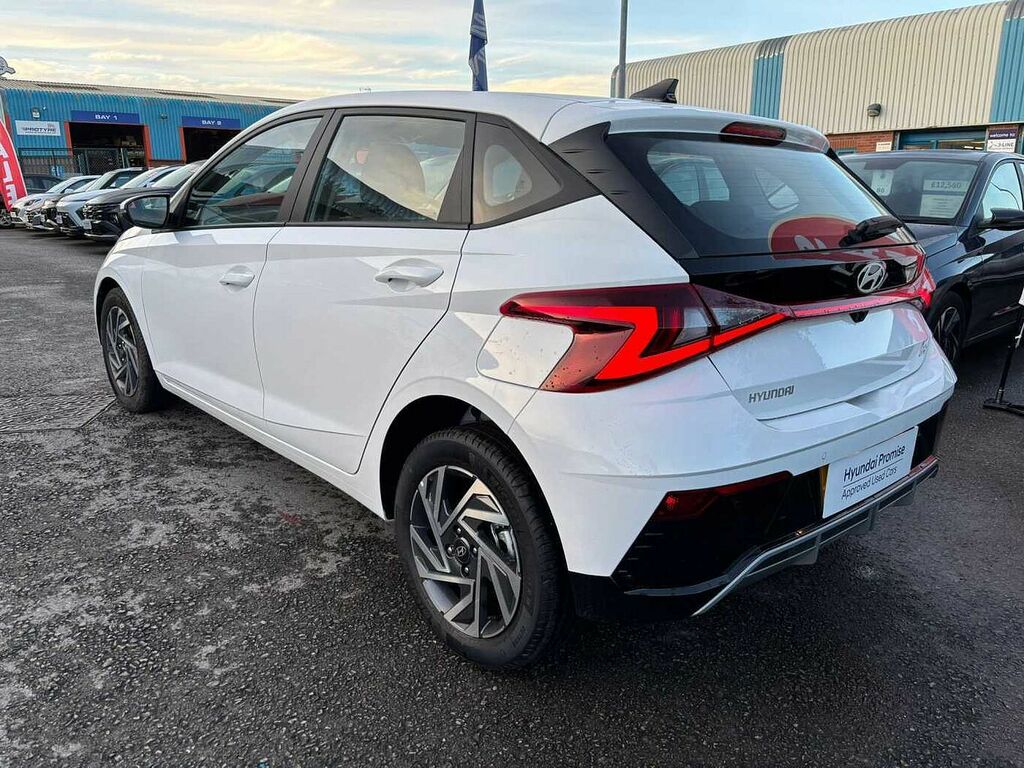 Hyundai I20 1.0T Gdi Premium Dct White