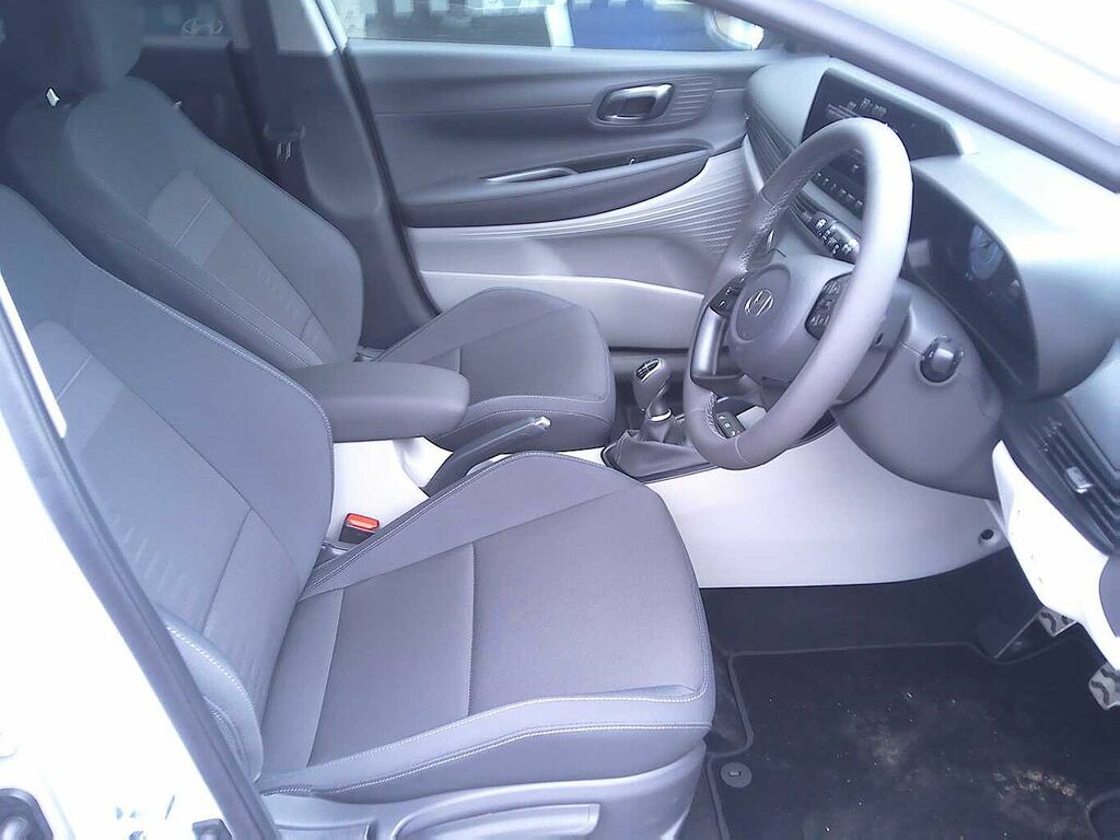 Hyundai Bayon 1.0 Tgdi 90 Tech Line YM75OME Grey #3