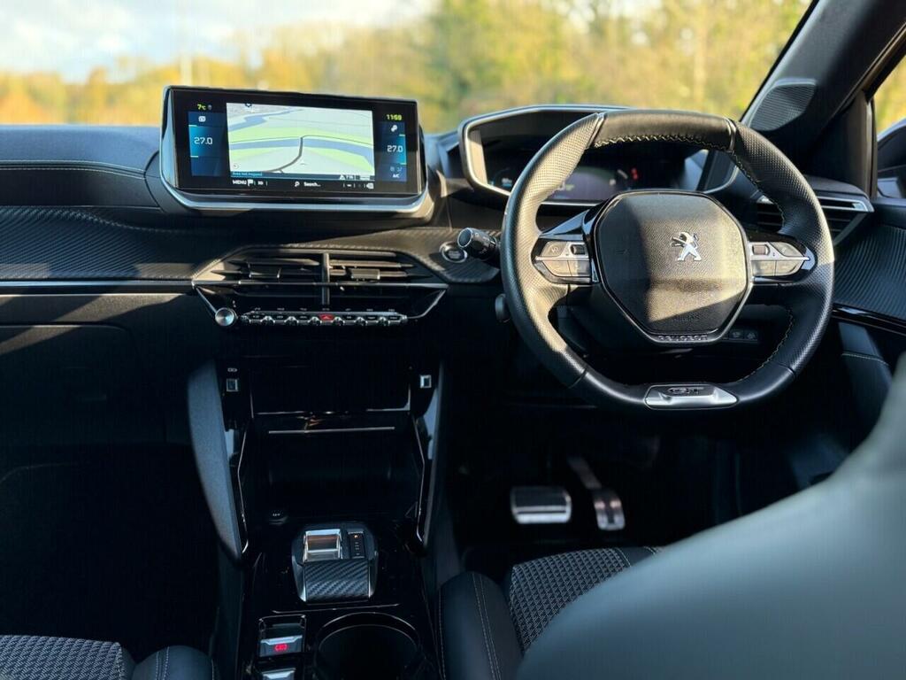 Peugeot e-208 E-208 50Kwh Gt Hatchback 7.4Kw EN72UYK Yellow #2