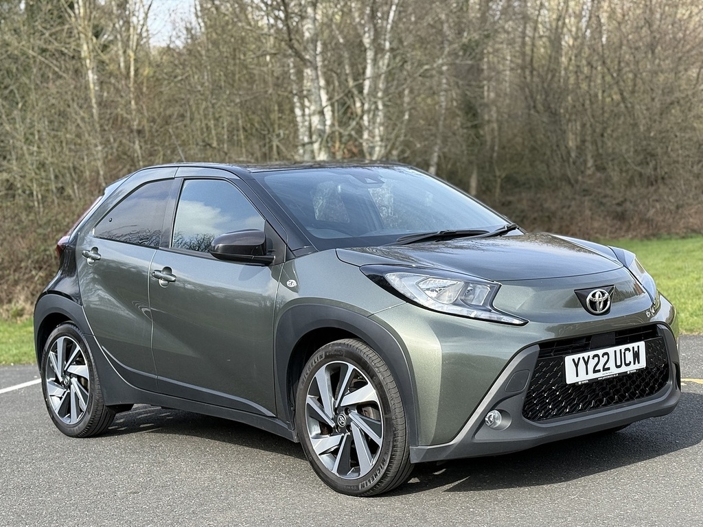 Toyota Aygo X 1.0 Vvt-i Edge Hatchback Euro 6 YY22UCW Green #6