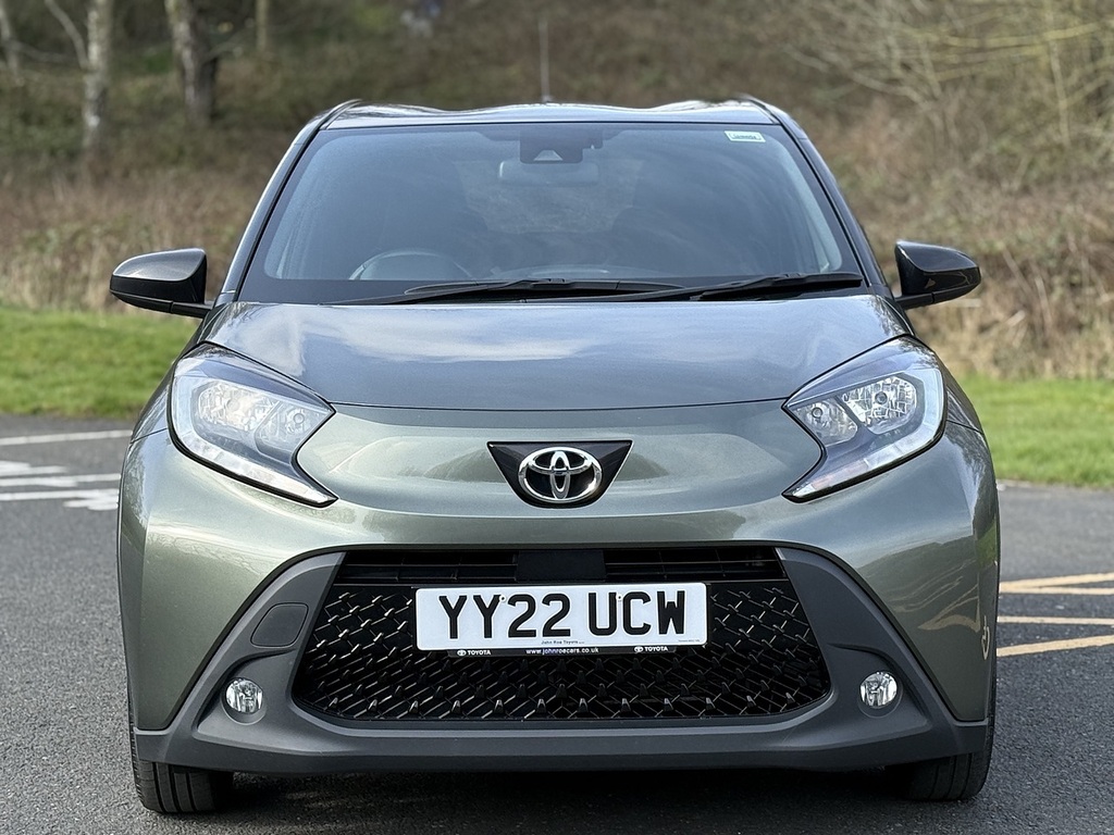 Toyota Aygo X 1.0 Vvt-i Edge Hatchback Euro 6 YY22UCW Green #5