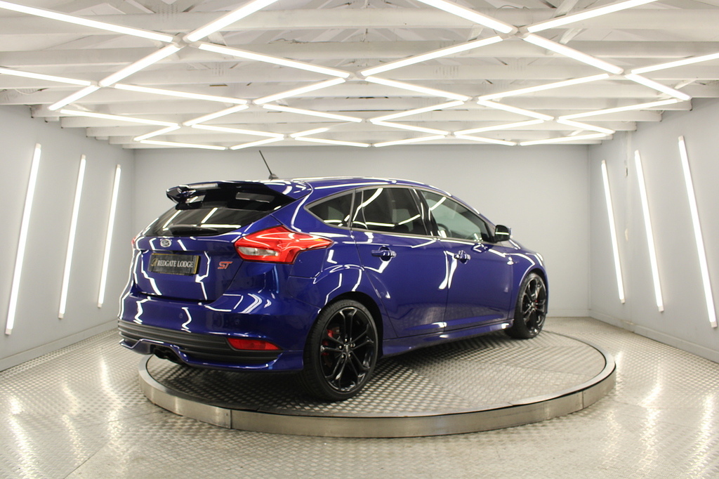Ford Focus Hatchback EK17EPO Blue #3