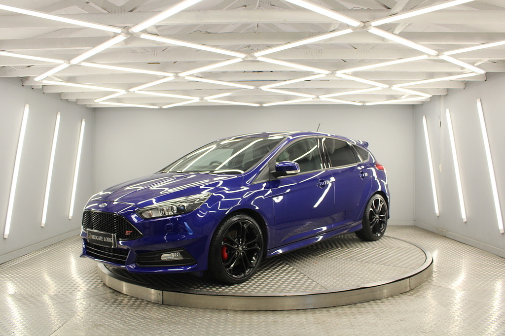 Ford Focus Hatchback EK17EPO Blue #5