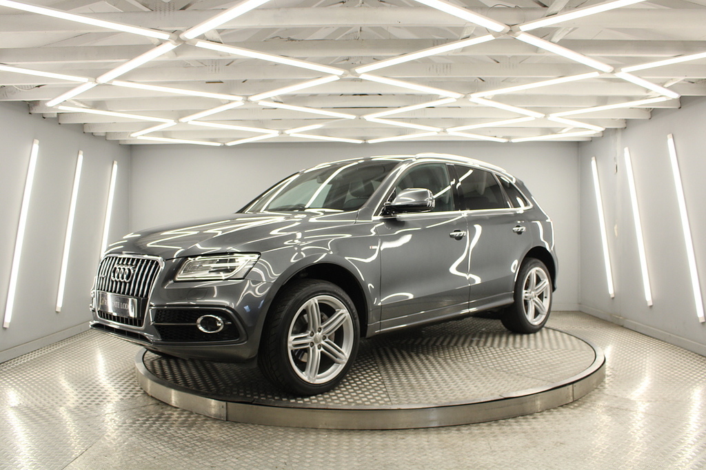 Audi Q5 Suv SJ66YMA Grey #5