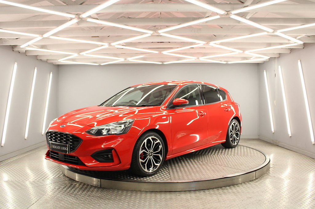 Ford Focus Focus St-line X Tdci XUI7298 Red #5