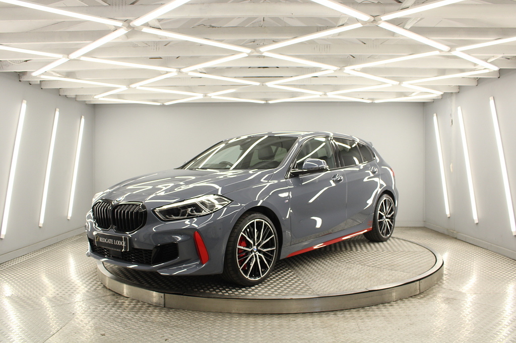 BMW 1 Series Hatchback KT23YXJ  #5