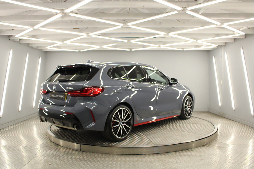 BMW 1 Series Hatchback KT23YXJ  #3