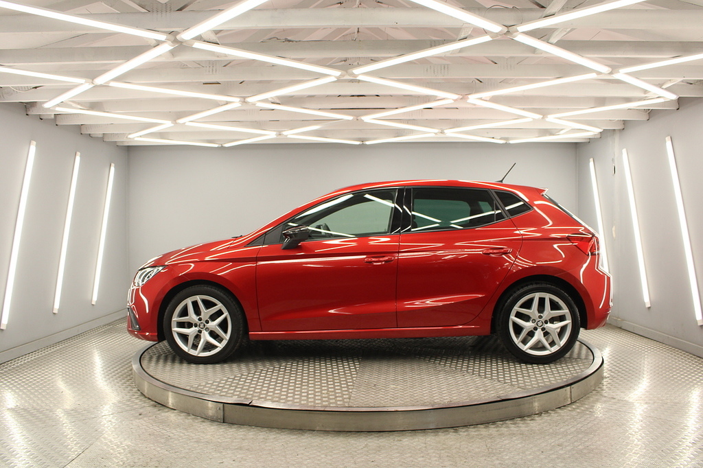 Seat Ibiza Ibiza Fr Mpi FP69UMH Red #2