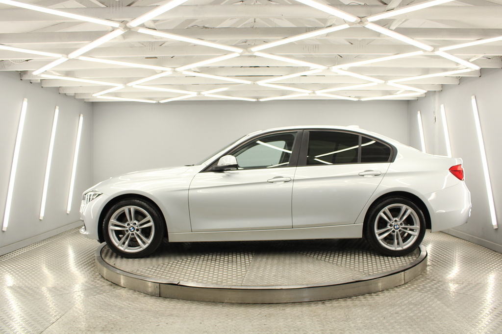 BMW 3 Series Saloon YC66AOD Silver #2