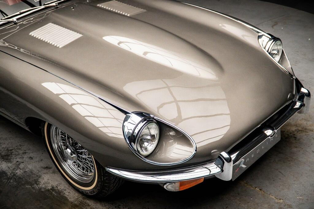 Jaguar E-Type P250 Chequered Flag U769 Ulez White #10