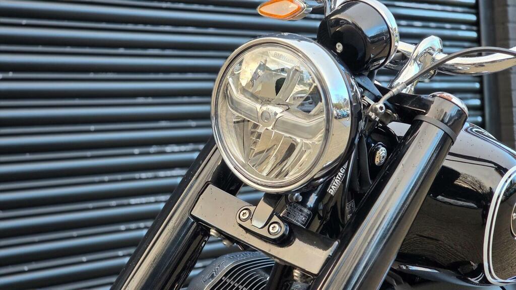 BMW Custom Cruiser 1800 Euro 5 202222 FV22CDO Black #6
