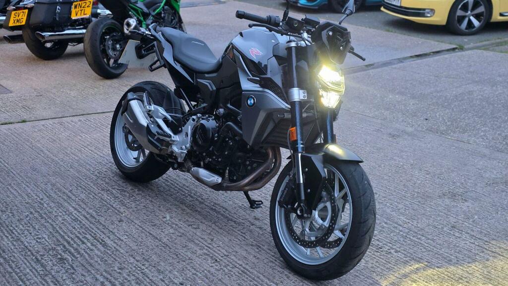BMW Naked 900 Euro 5 202373 OV73HMJ Black #2