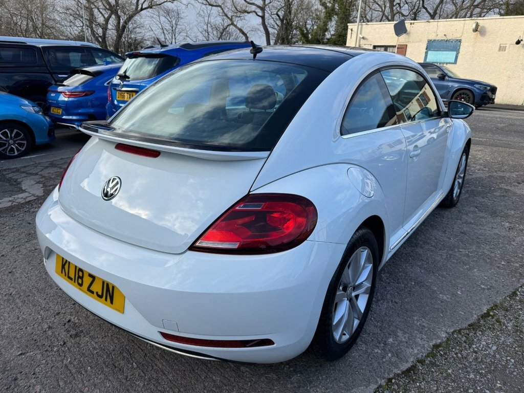 Volkswagen Beetle 1.4L Design White #3