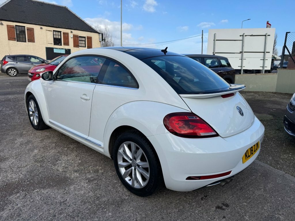 Volkswagen Beetle 1.4L Design White #5
