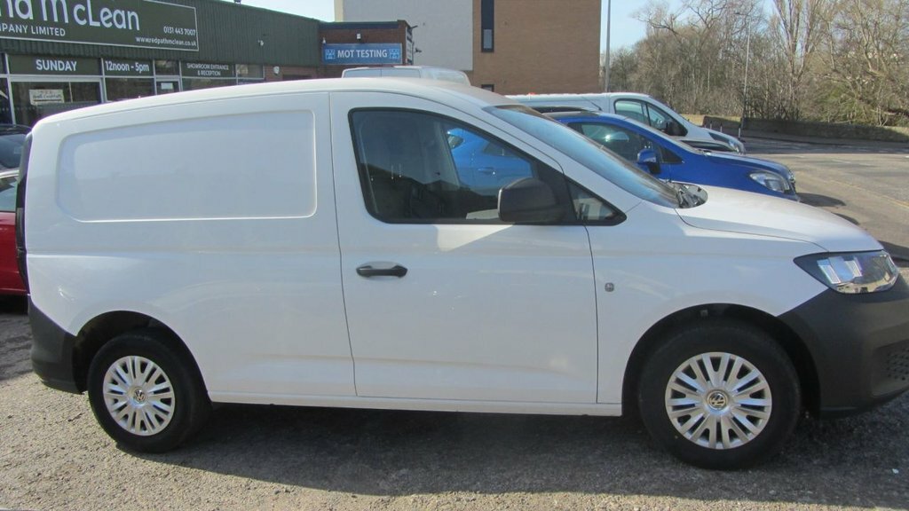 Volkswagen Caddy 2L Commerce GL22JLU White #4