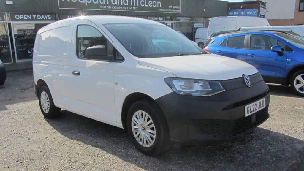 Volkswagen Caddy 2L Commerce GL22JLU White #2
