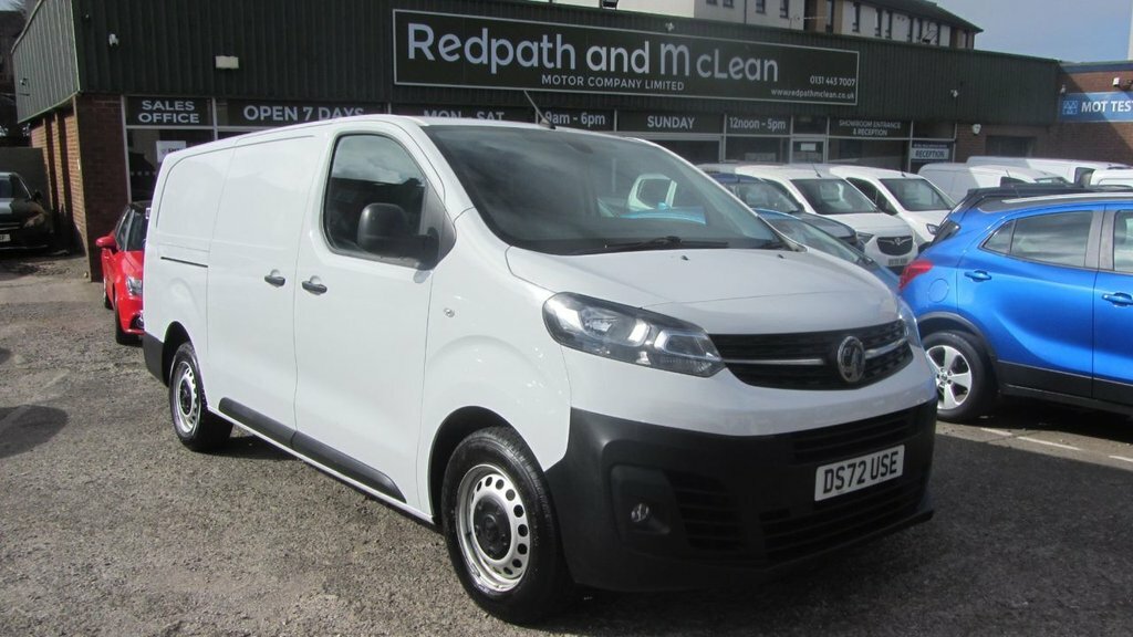 Vauxhall Vivaro 1.5L Dynamic 6Dr DS72USE White #6