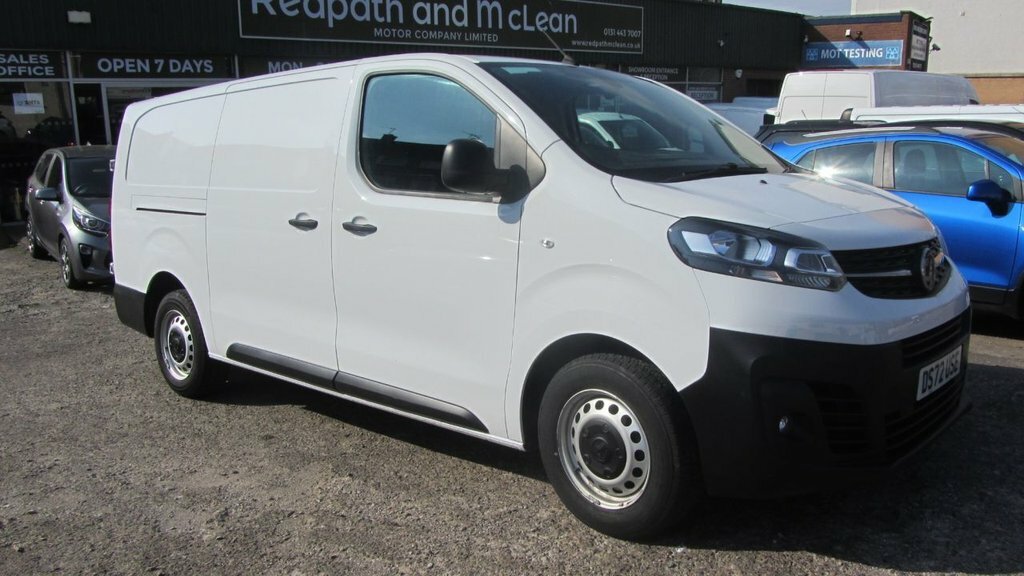 Vauxhall Vivaro 1.5L Dynamic 6Dr DS72USE White #2