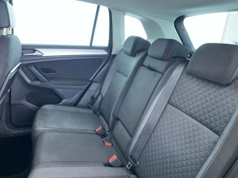 Volkswagen Tiguan 2017 67 2.0 MJ67SSK Grey #6