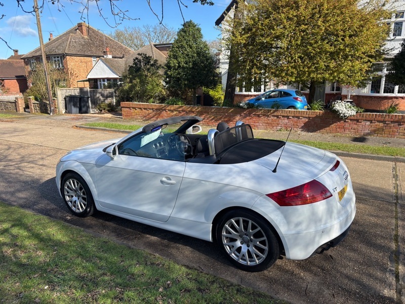 Audi TT Tfsi RO61FWH White #5