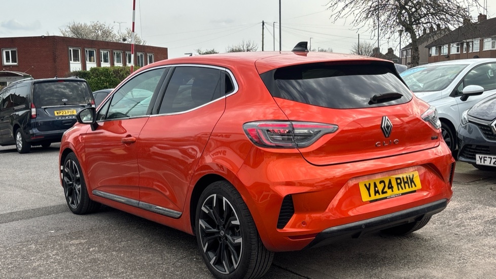 Renault Clio Clio 1.6 E-tech Full Hybrid 145 Techno Ha YA24RHK Orange #3