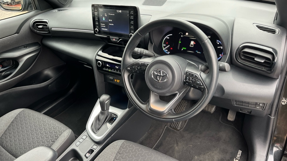 Toyota Yaris Cross Toyota Yaris Cross 1.5 Hybrid Design Cvt Black #5