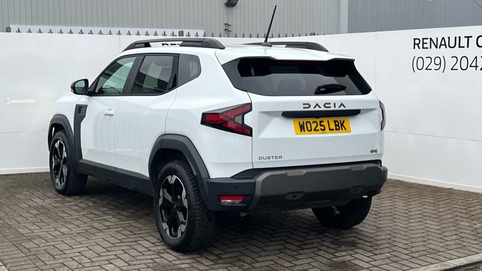 Dacia Duster Dacia Duster 1.2 Tce 130 Extreme 4X4 WO25LBK White #3