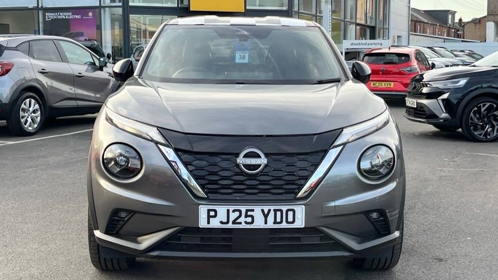 Nissan Juke Nissan Juke 1.6 Hybrid Tekna PJ25YDO Grey #4