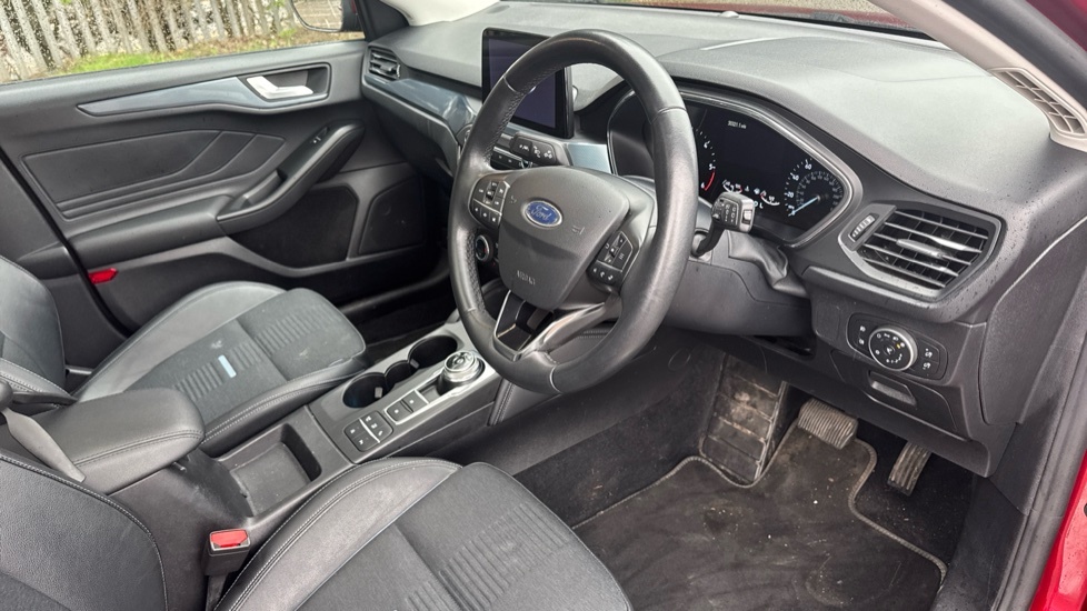 Ford Focus Ford Focus 1.5 Ecoblue 120 Active X EK20FYO Red #5