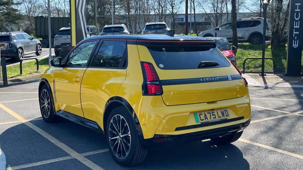 Renault 5 E-Tech Renault 5 90Kw Iconic Five Urban Range 40 Kwh CA75LWD Yellow #3