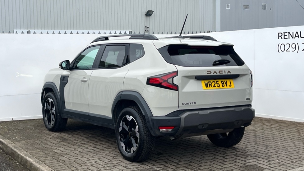 Dacia Duster Dacia Duster 1.2 Tce 130 Extreme 4X4 WR25BVJ White #3
