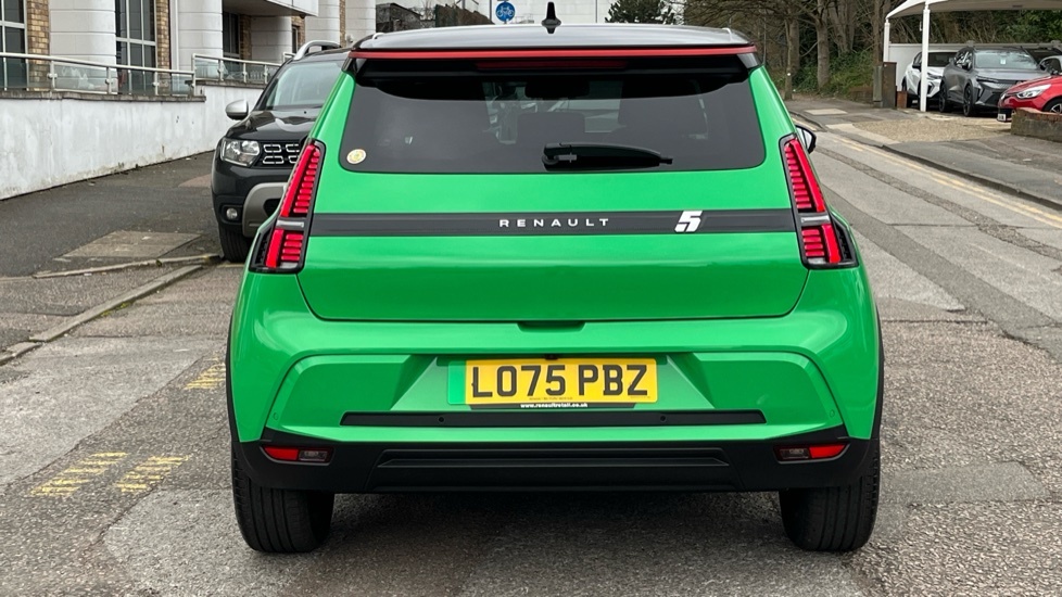 Renault 5 Techno E-tech Comfort Range - Huge Spec Hig Green #12