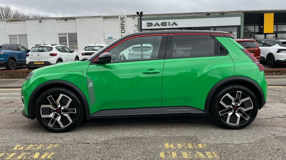 Renault 5 Techno E-tech Comfort Range - Huge Spec Hig Green #10