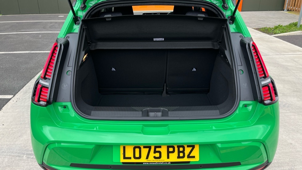 Renault 5 Techno E-tech Comfort Range - Huge Spec Hig Green #15