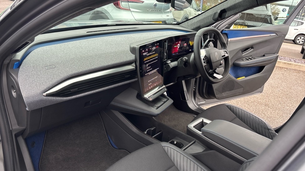 Renault Scenic Renault Scenic E-tech 160Kw Techno Esprit Alpine 8 BK75CJO Grey #6