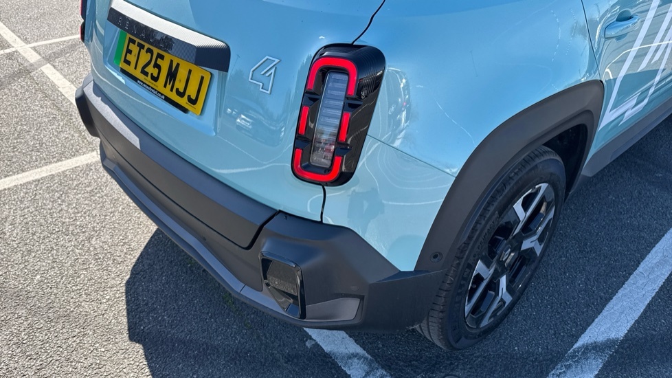 Renault 4 Renault 4 110Kw Techno 52Kwh Comfort Range Aut Grey #45