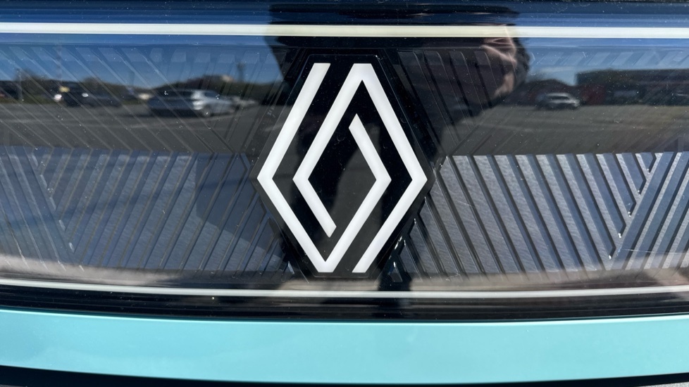 Renault 4 Renault 4 110Kw Techno 52Kwh Comfort Range Aut Grey #41