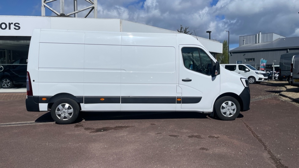 Renault Master Master Lm35dci 135 Business Medium Roof Van HT23KHF White #3