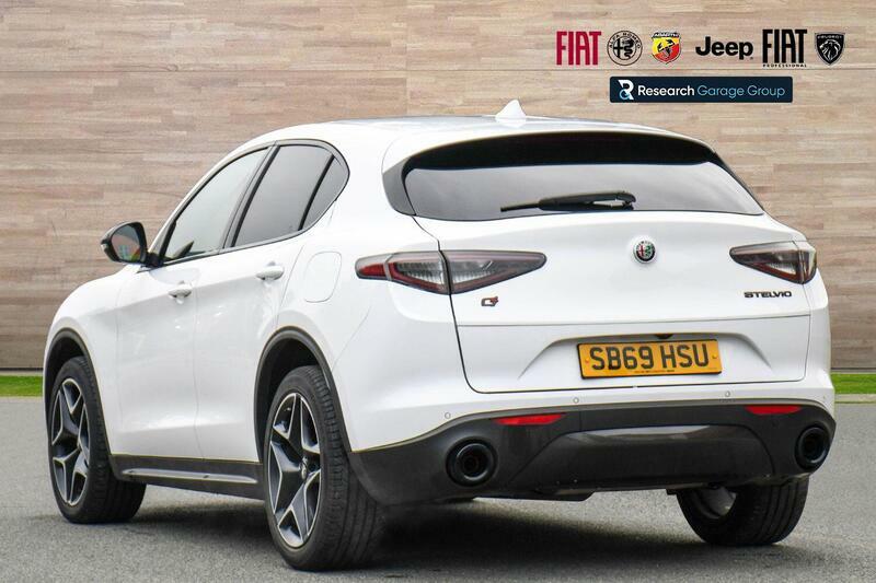 Alfa Romeo Stelvio 2.0T Ti Q4 Awd Euro 6 Ss White #2