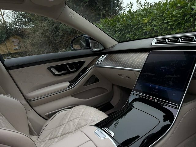 Mercedes-Benz Maybach S Class 6.0 S680 V12 First Class Saloon G-troni Black #68