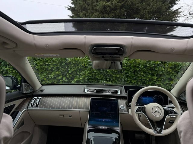 Mercedes-Benz Maybach S Class 6.0 S680 V12 First Class Saloon G-troni Black #63