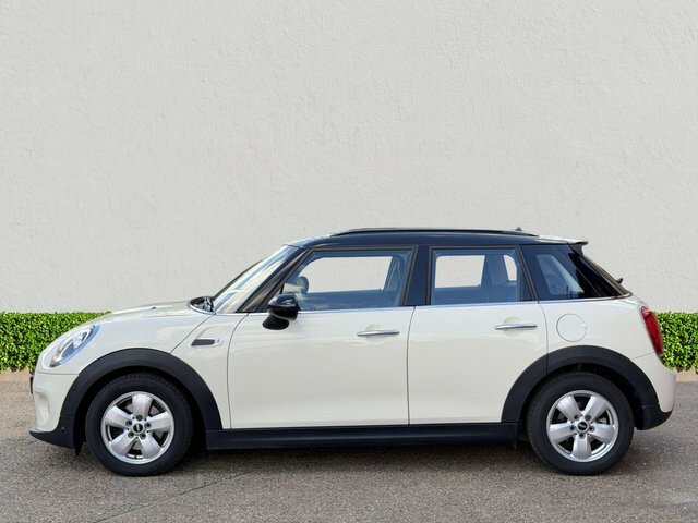 Mini Hatch 1.5 Cooper Hatchback Steptronic Euro 6 White #4
