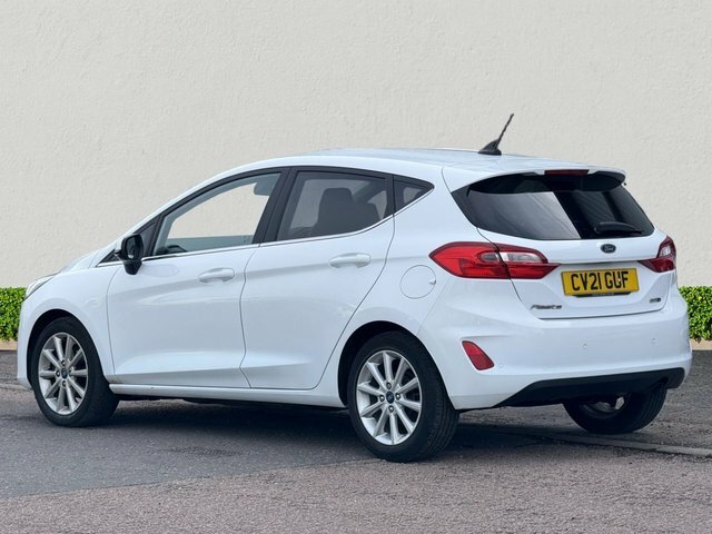 Ford Fiesta 1.0T Ecoboost Mhev Titanium Hatchback M White #5