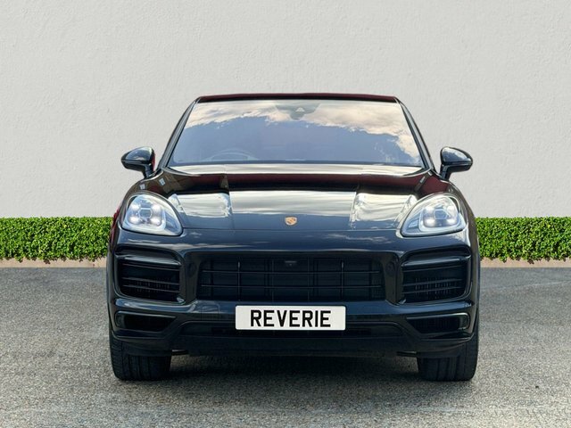Porsche Cayenne 3.0 V6 E-hybrid 17.9Kwh Platinum Edition Coupe Black #2