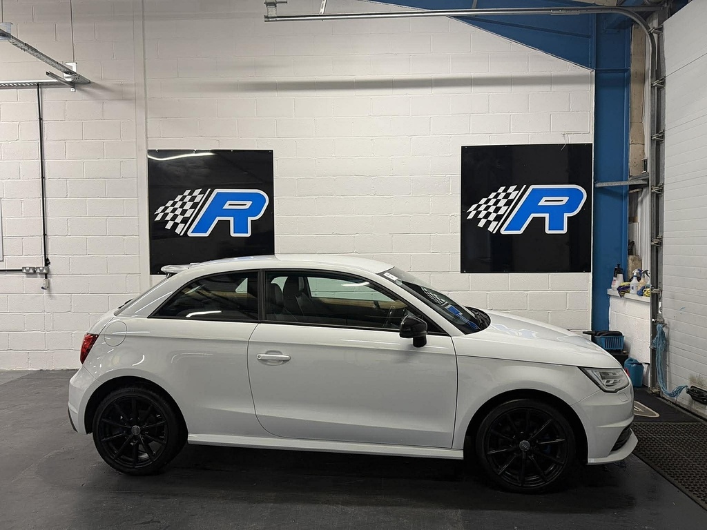 Audi A1 Tfsi S Line 